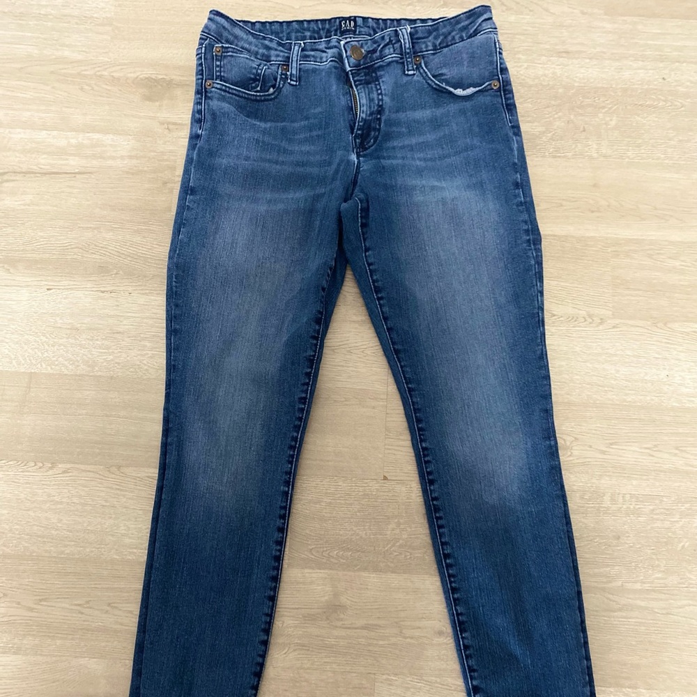 Gap size 29, mid rise, jeggings.